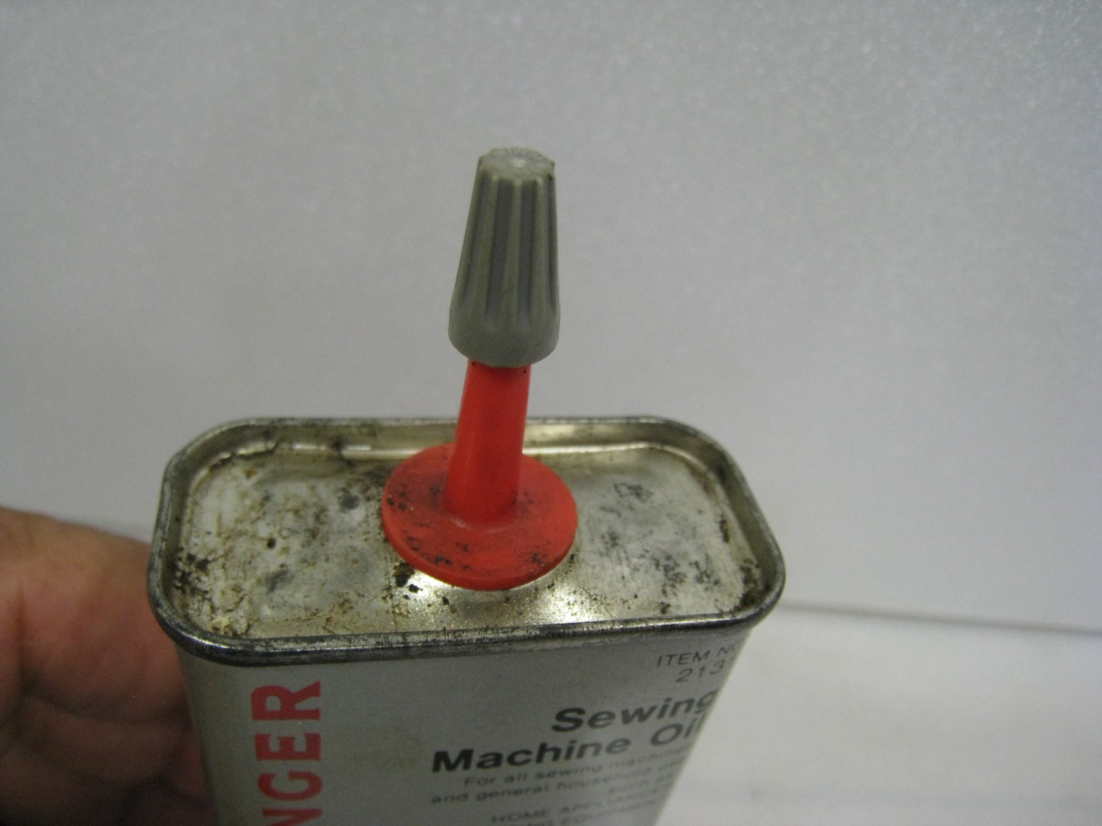SINGER SEWING MACHINE OIL CAN HANDY HOUSEHOLD ALL PURPOSE MID 1900’S