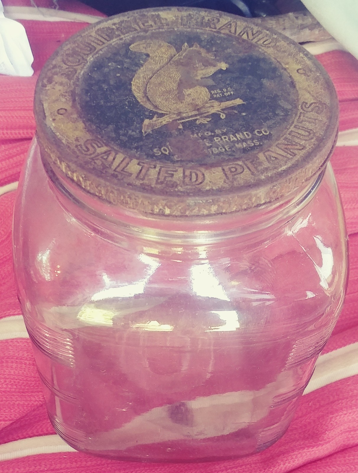 RARE 1900’s SQUIRREL BRAND PEANUTS JAR, AWESOME GRAPHICS TIN LID, FREE SHIPPING
