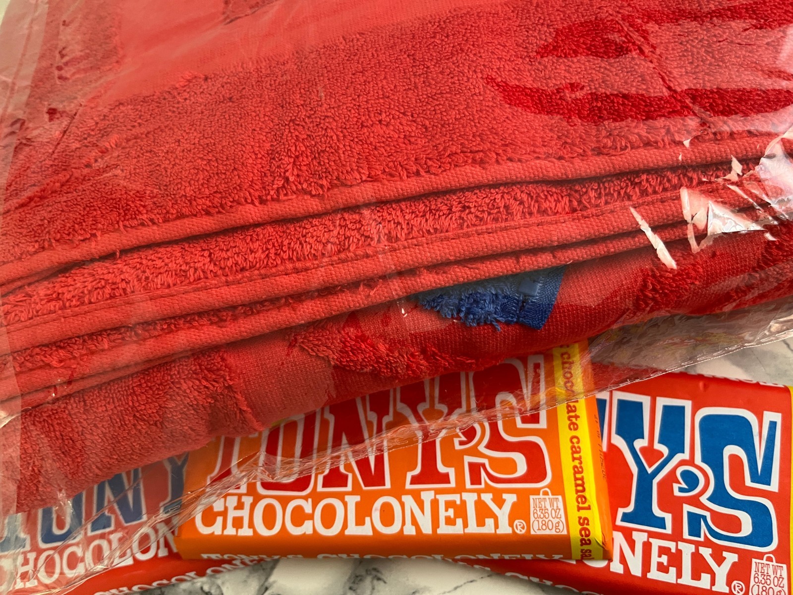Valentony’s x CJ Hendry NYC Pop-Up Exclusive Beach Towel Limited Edition XL NEW