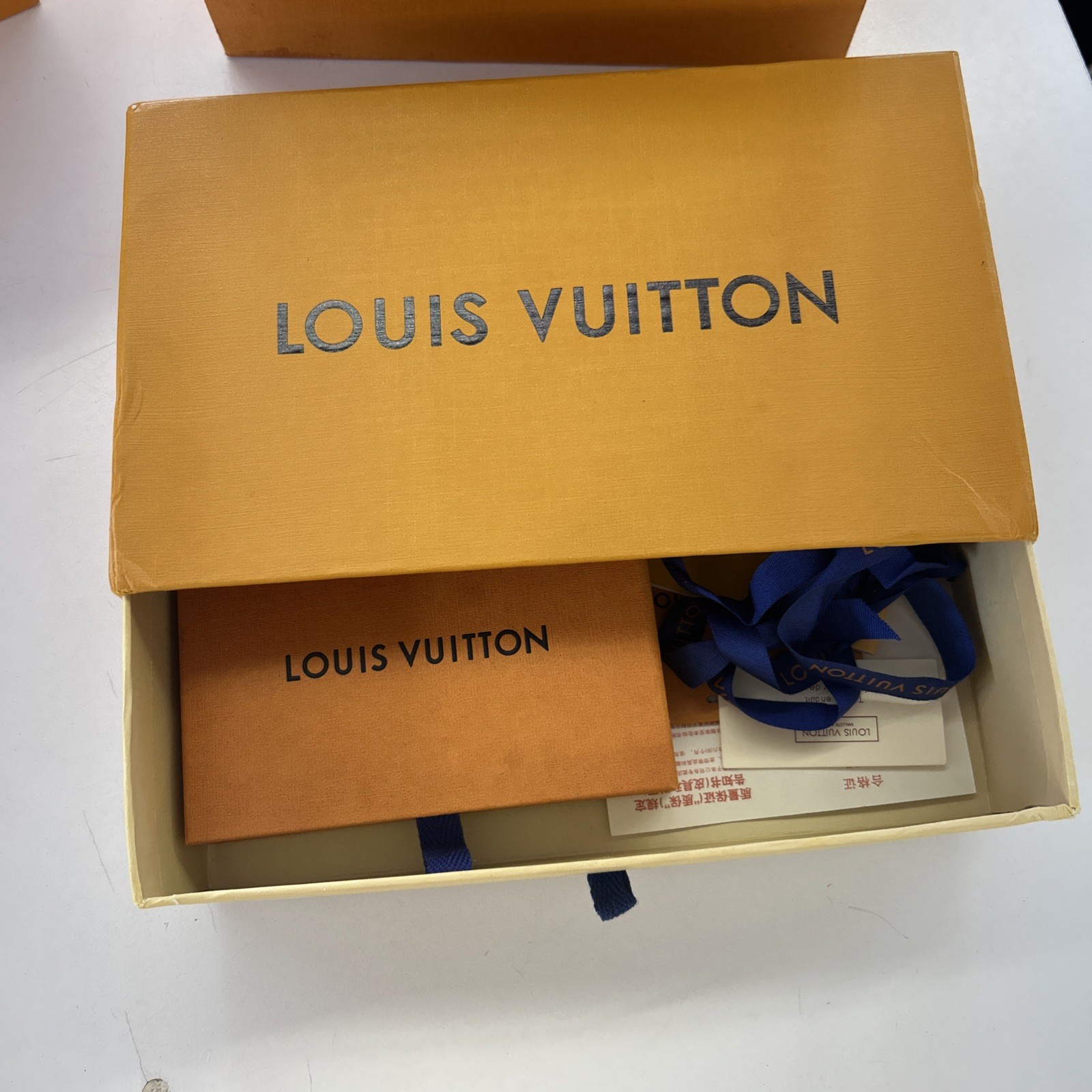 LOUIS VUITTON Authentic Gift Box Orange Drawer Style Buckle Shopping Bags Tags