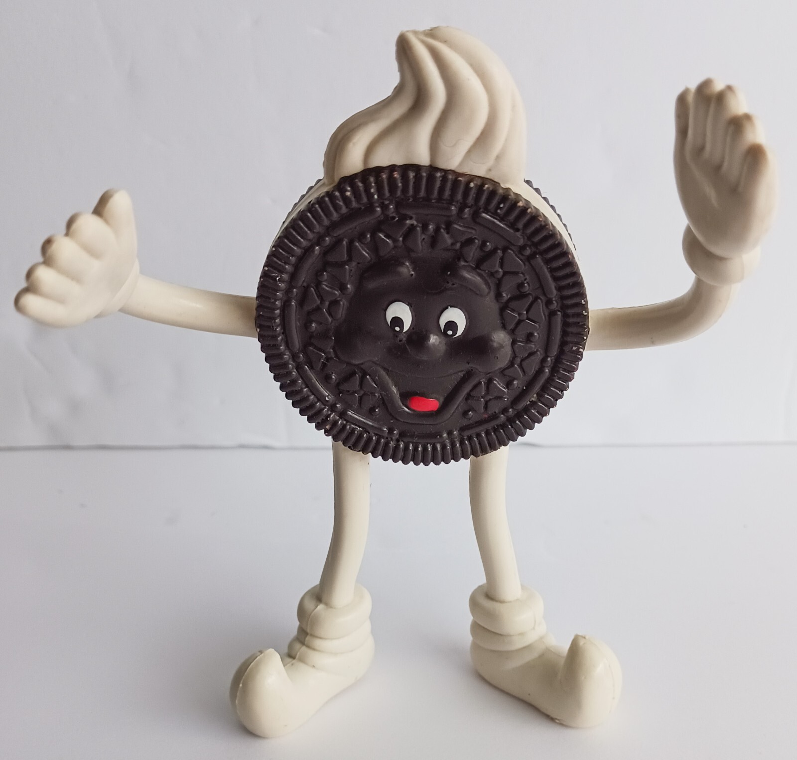 Nabisco Oreo Cookie Bendable Man 4.5″ Bendy Figure with Arms and Legs Vintage