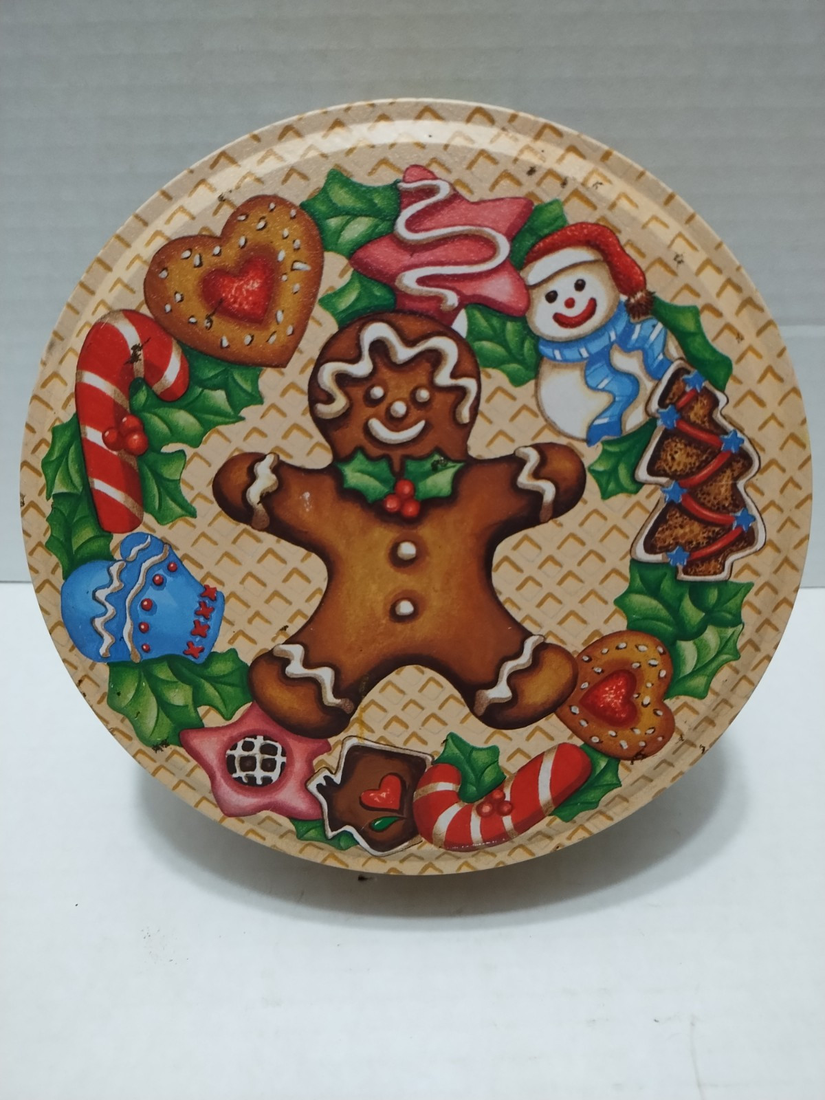 CHRISTMAS Tin Gingerbread Metal Small Snowman 5.25” X 2.75” Hearts Festive READ