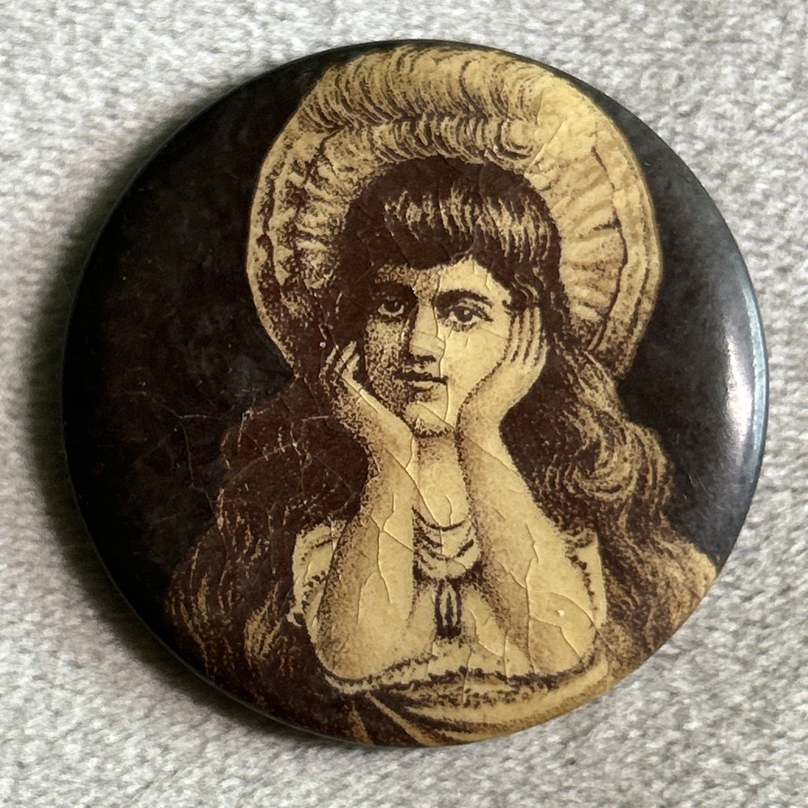 1910s Risqué Flip Over Pocket Celluloid Mirror Naughty Girl Pretty Woman Bonnet