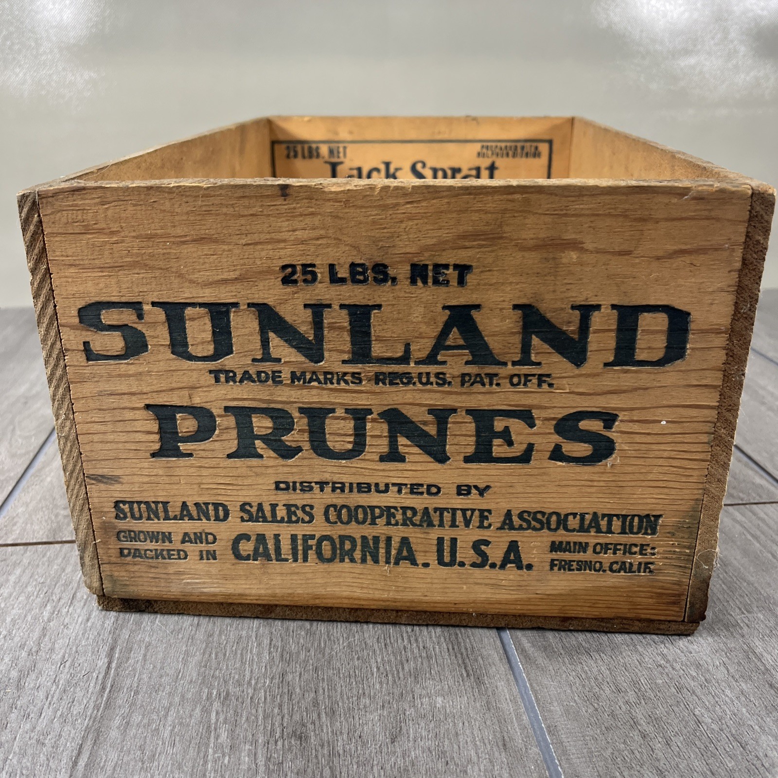Jack Sprat Brand Sunland Prunes Muir Peaches Wood Crate – Vintage – 15.5 x 9.75”