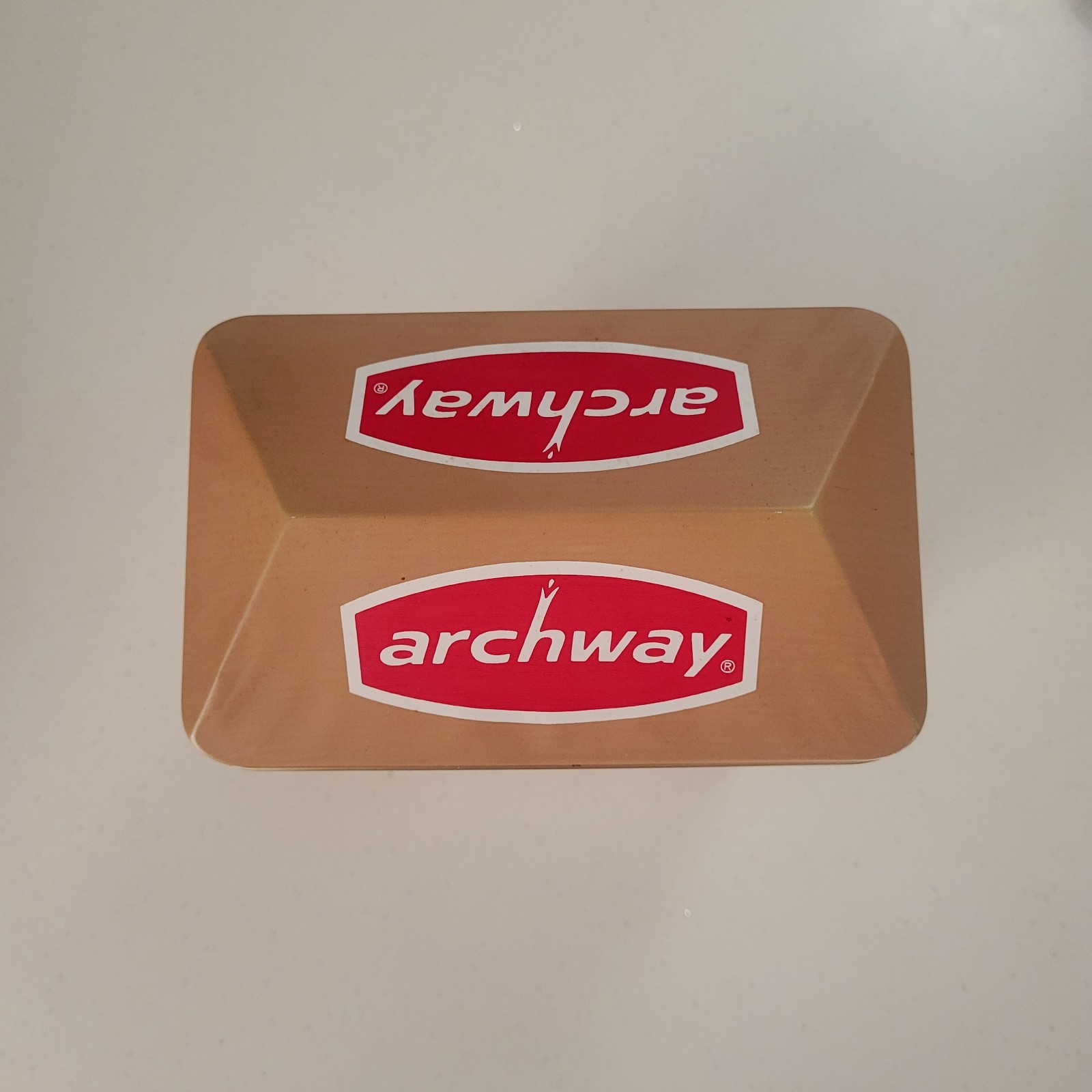 Archway Gingersnaps Cookie Tin 1 lb Limited Edition Brown Tan Metal Vintage 8″