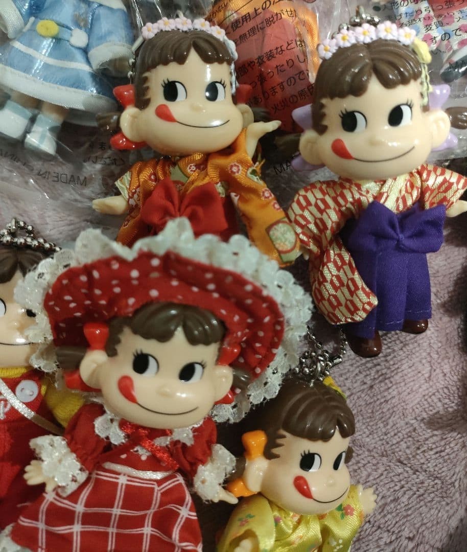 Fujiya Peko Chan Figure Keychain Set Lot of 18 Vintage Rare Japan Retro Unopened