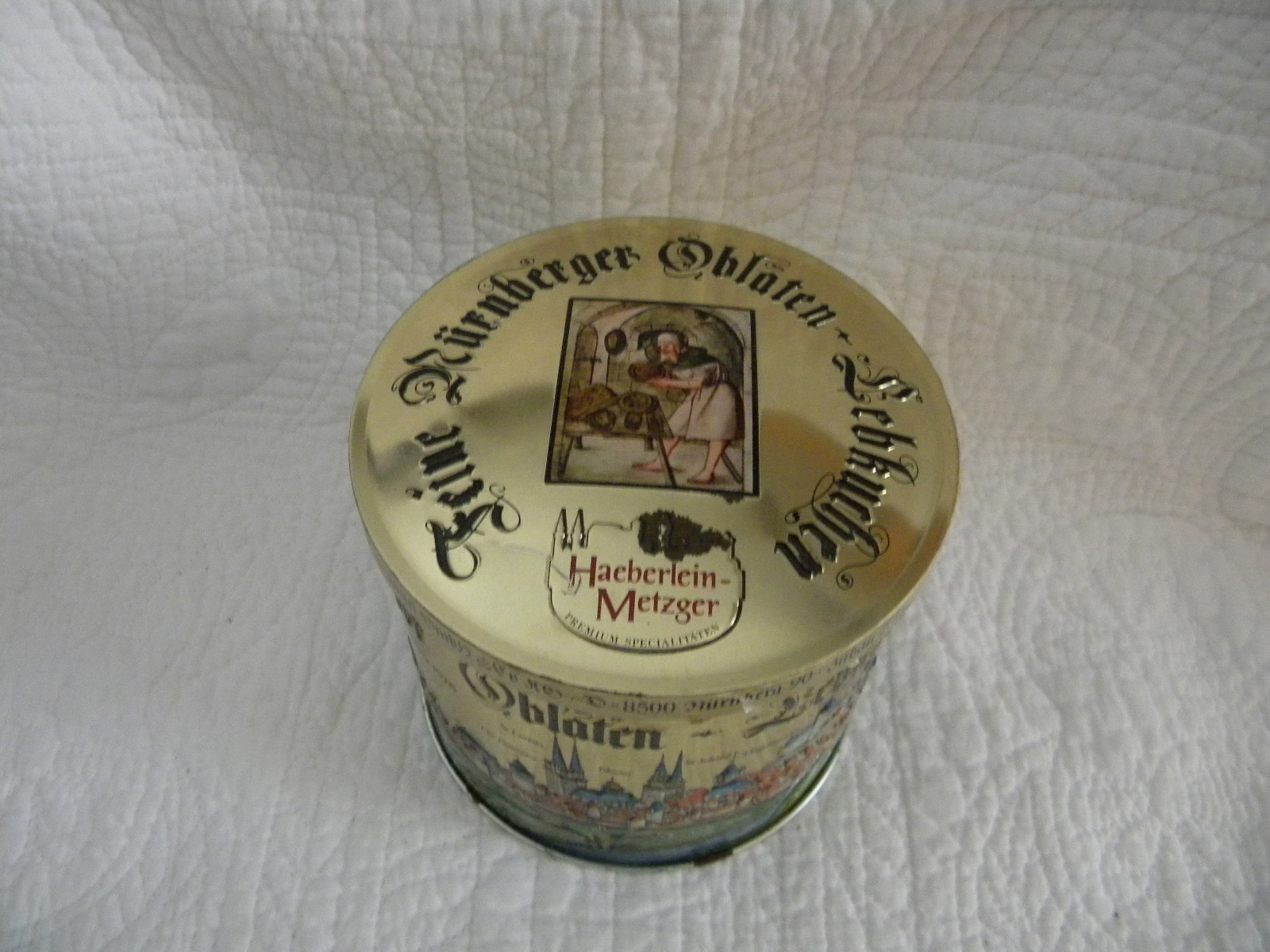 Haeberlein Metzger Gingerbread Embossed Tin/Colorful & in Excellent Condition