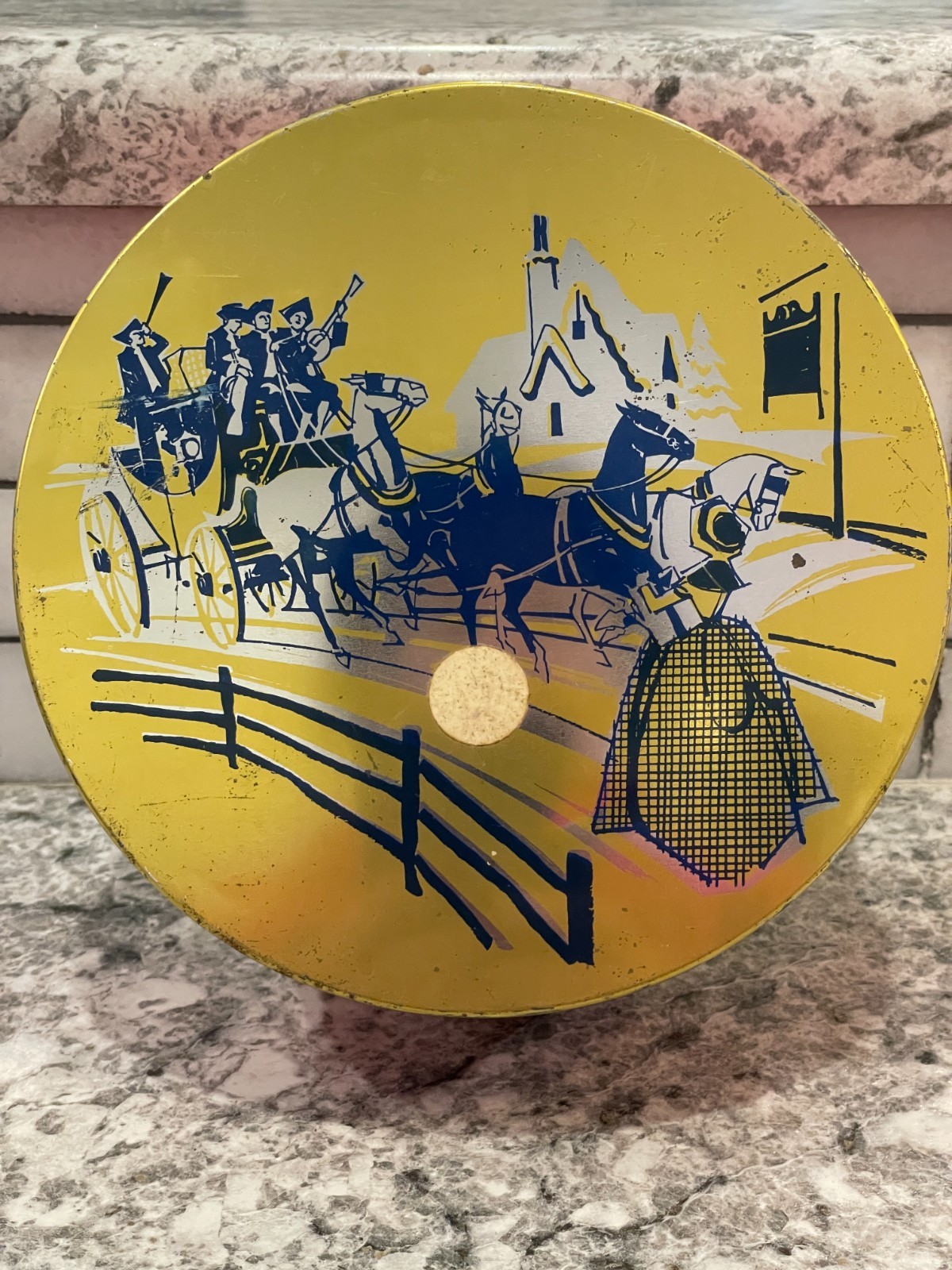 Mackintosh’s Quality Street Ad Tin, Stagecoach Scene, Vintage 3″x7″