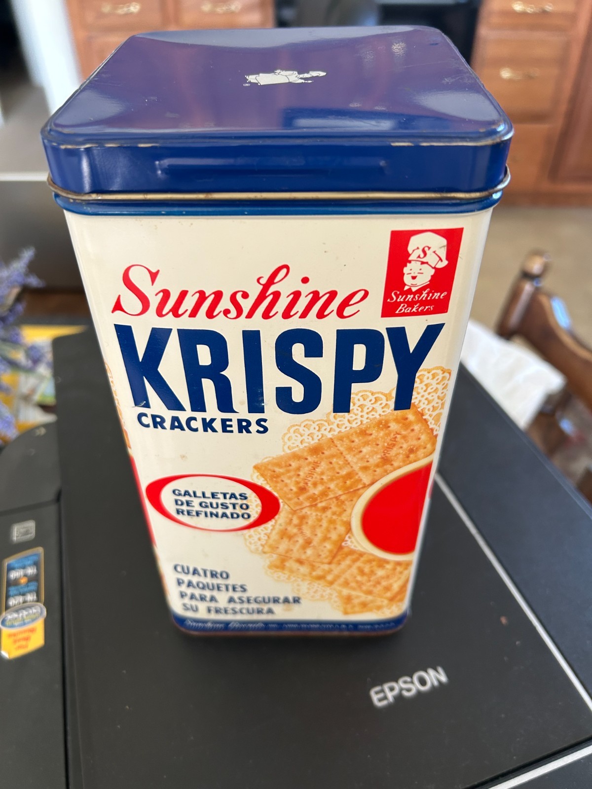Vintage Sunshine Krispy Saltines Cracker T box White Blue Kitchen 9”