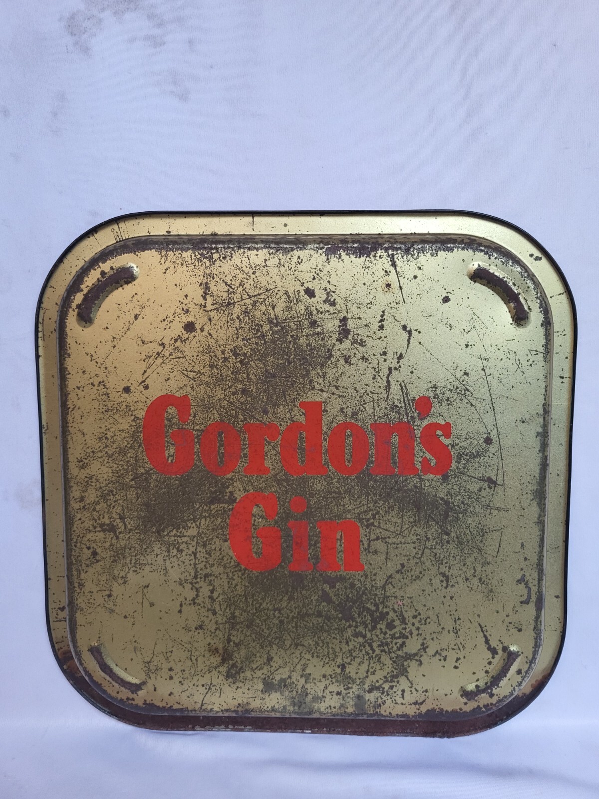 VINTAGE OLD TIN SIGN TRAY GORDON’S GIN DISTILLERY TAQUERAY GORDON CO LTD LONDON