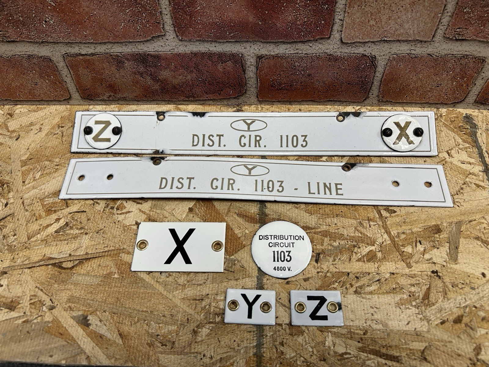 Signs Original Porcelain Electrical Advertising Gas Oil Edison Vintage Warning