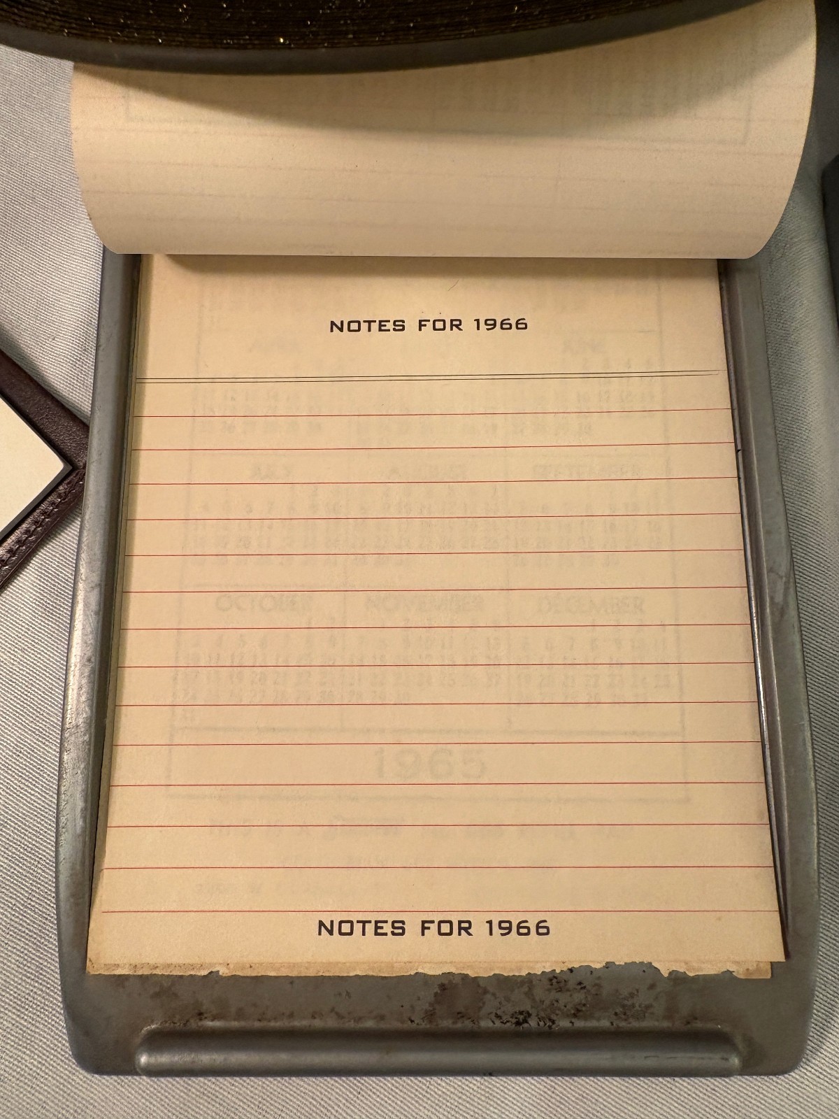 Vtg Lot: Gas station DESK CALENDAR 1965 & Bates METAL ADDRESS FLIP FINDER