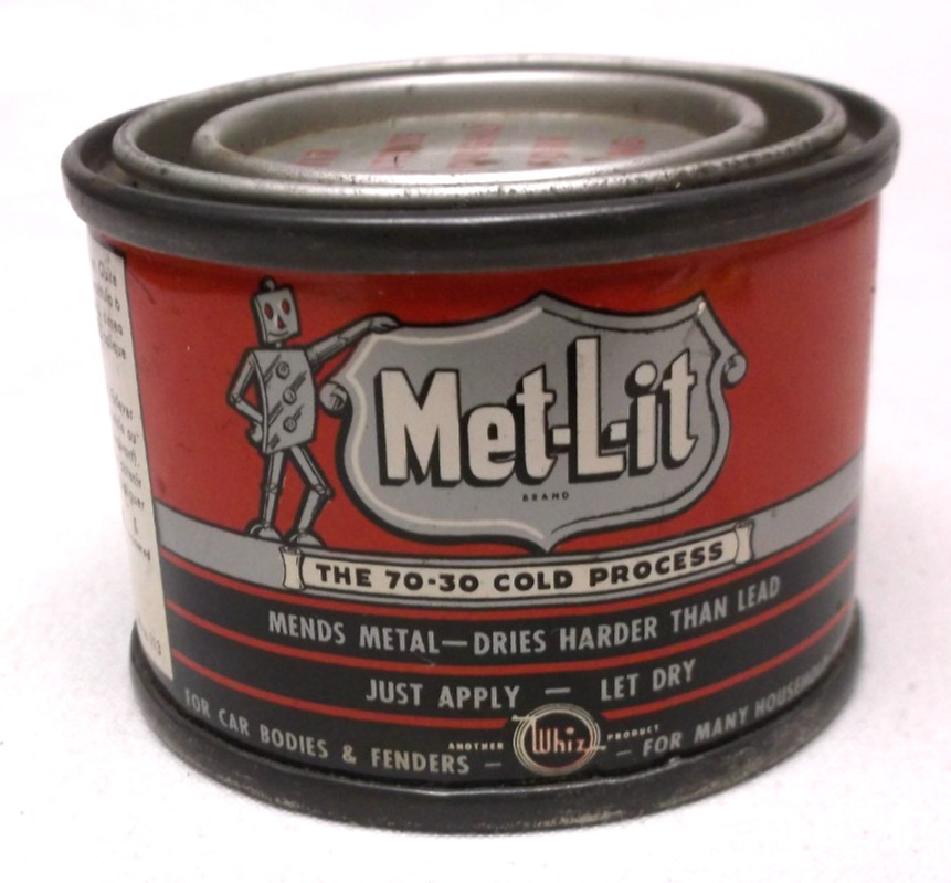 Vintage Whiz Met-Lit The 70-30 Cold Process 4oz Tin R.M. Hollingshead Corp