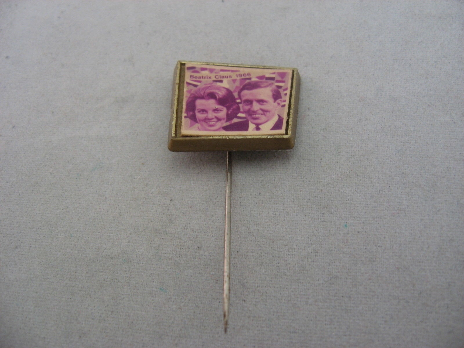 Vintage 1966 Dutch Royal Wedding Stick Pin Princess Beatrix & Claus