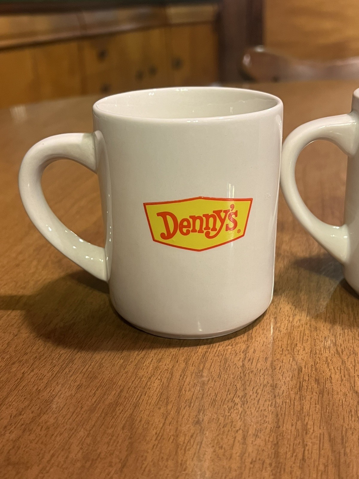 VINTAGE lot Denny’s Coffee Mug Heat Activated Christmas Santa Ornament/Reindeer