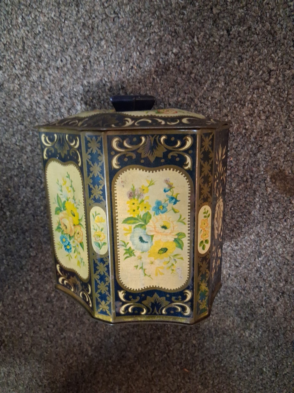 Vintage Murray Allen Regal Crown Tin Black With Floral Pattern EUC