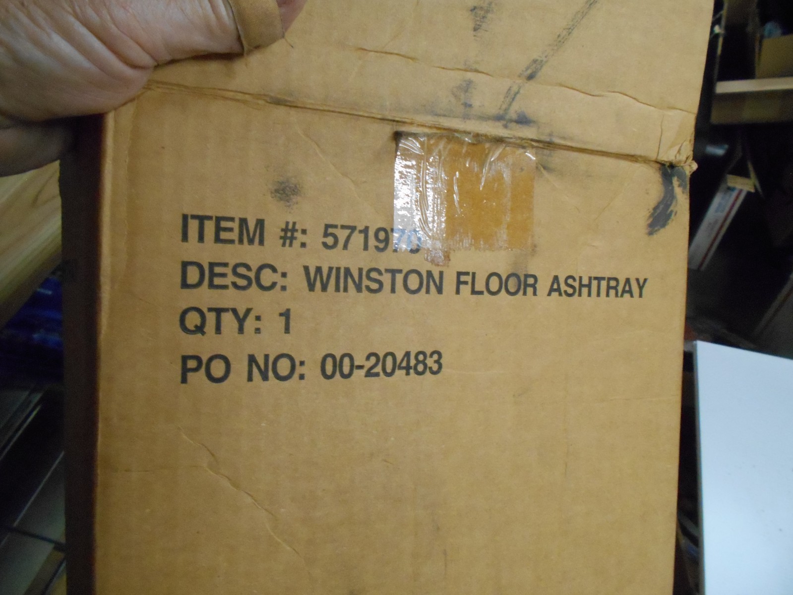 2000 WINSTON NOS Store Floor Ash Tray Oringinal Box (NEVER USED)
