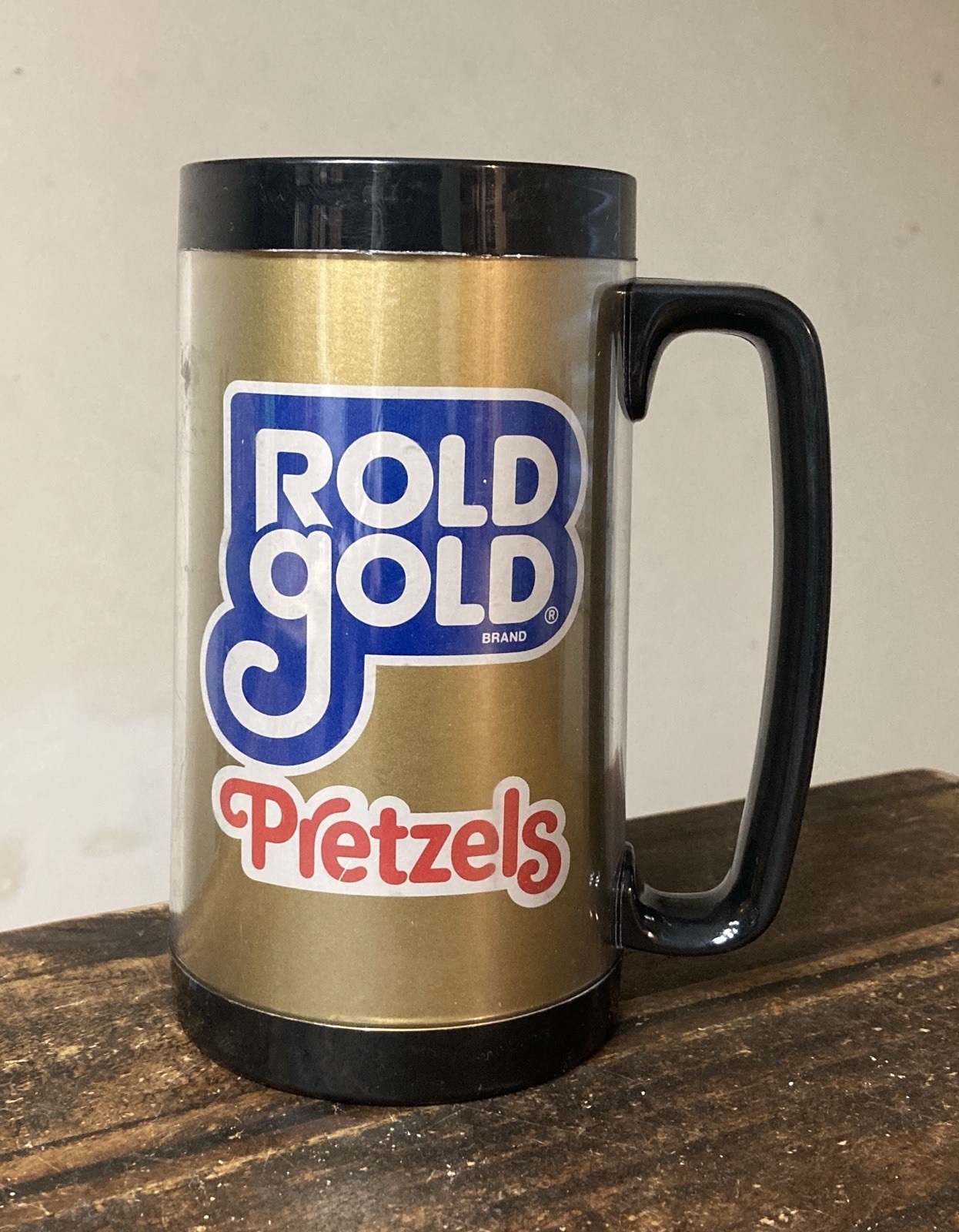 RARE Vintage Rold Gold Pretzels – Thermo Serv 16 oz. Plastic Mug – USA Made