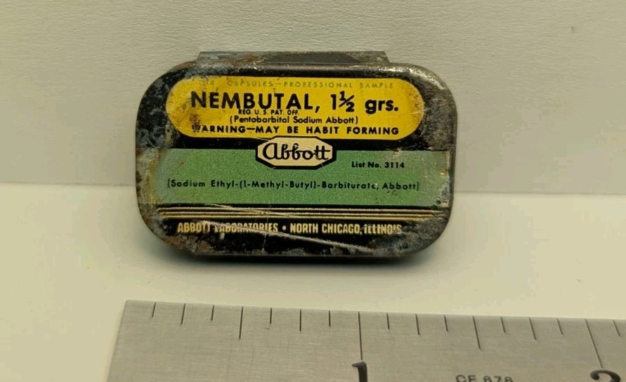 VINTAGE ABBOTT LABORATORIES NEMBUTAL TIN DRUG STORE Yellow Jackets EMPTY 100