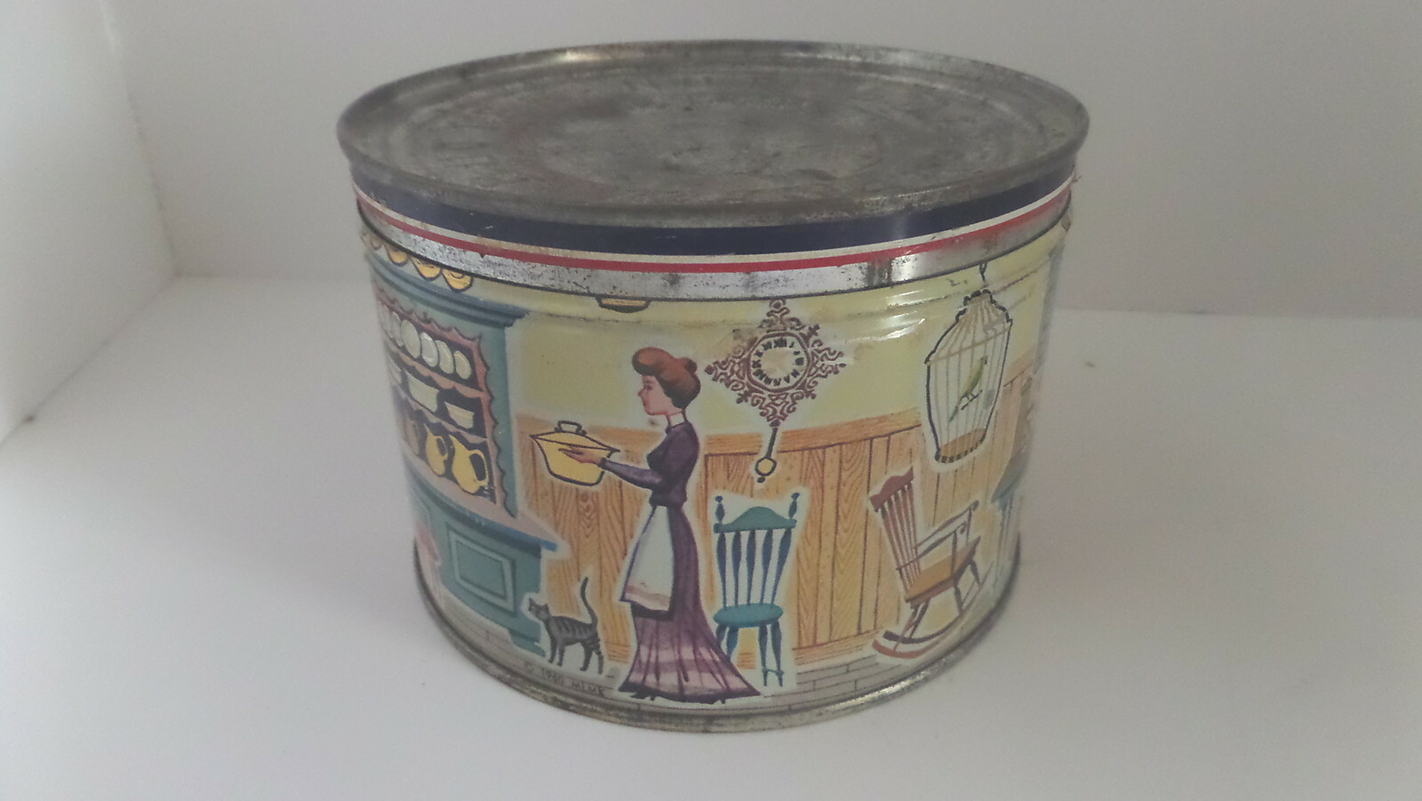 Vintage Tin Golden butter Bits- Butter-nut coffee lid? (S17)
