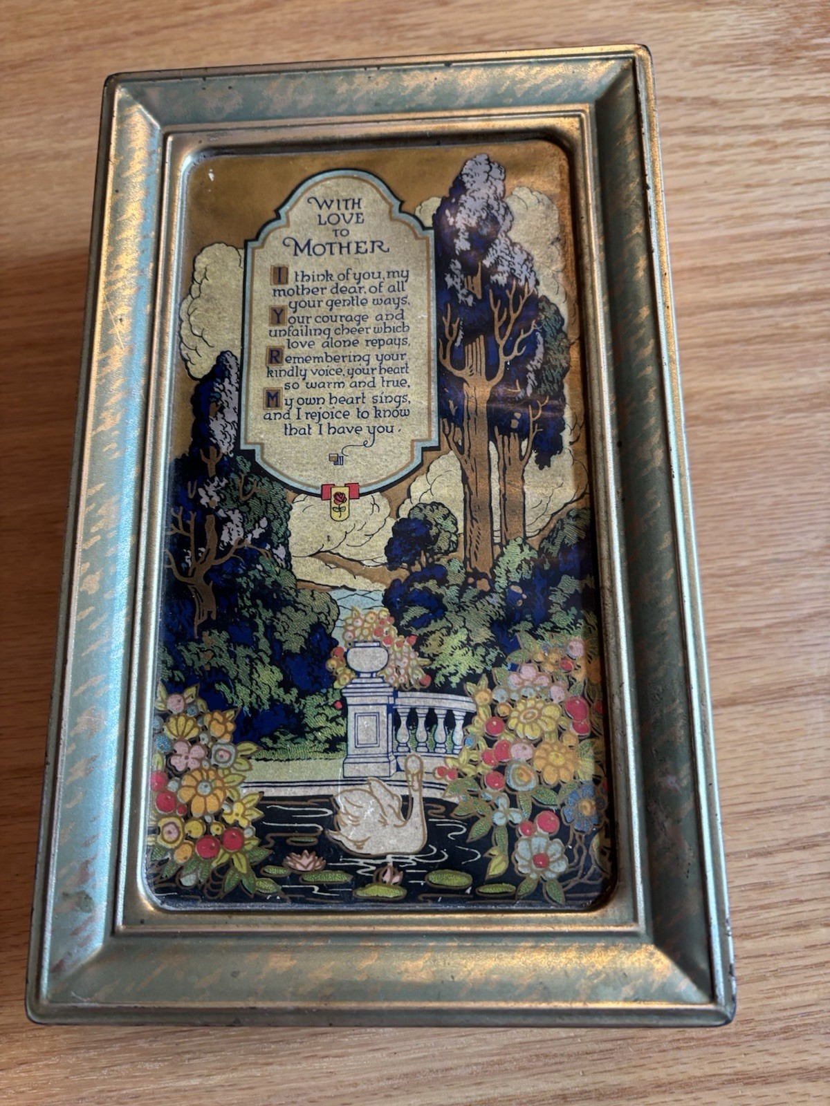 Vintage 1920’s Artstyle Chocolates Decorative Tin “With love To Mother”poem ***