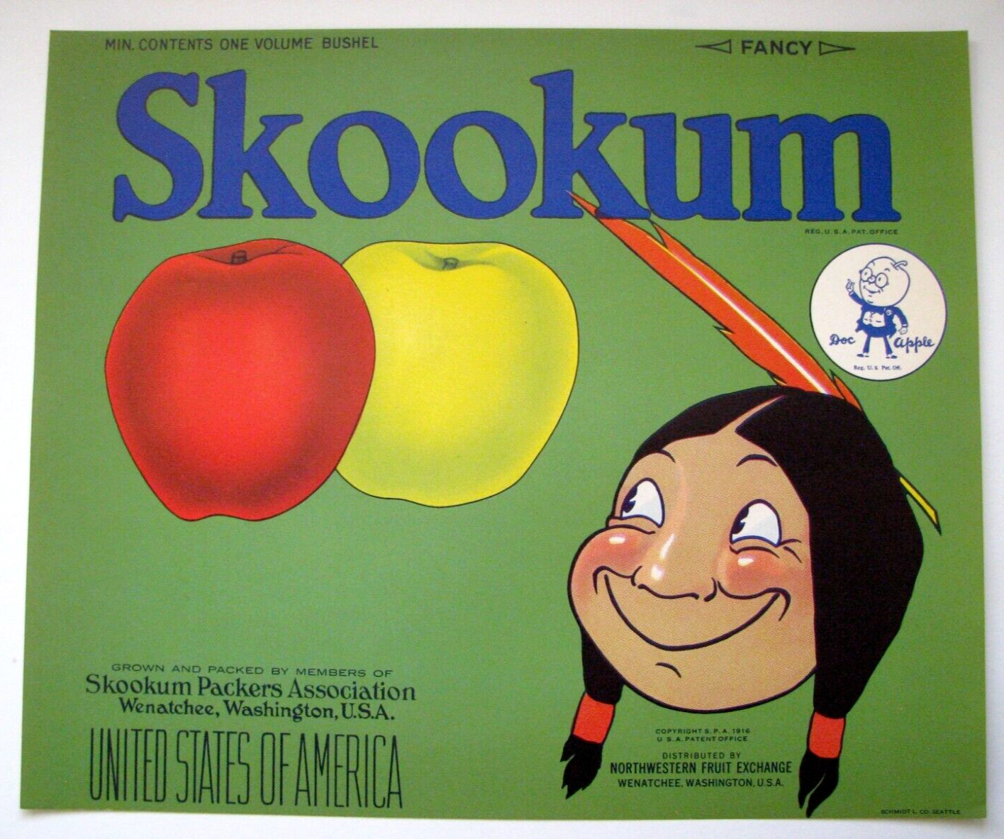 Original SKOOKUM apple crate label smiling Doc Apple trademark green no inset