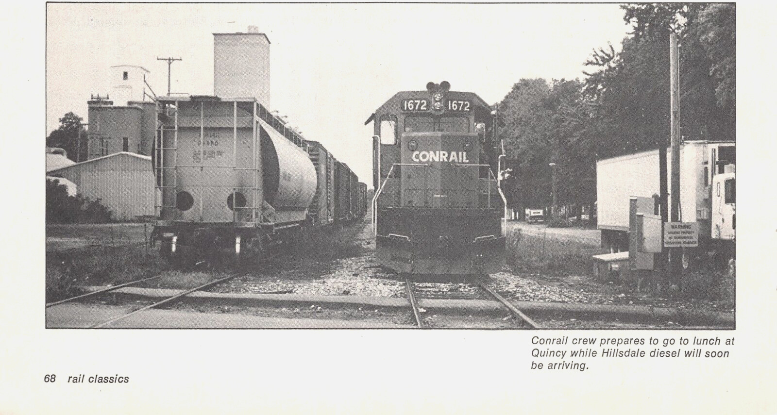 Quincy Michigan Conrail 1672 Awaits Hillsdale MI Diesel Arrival Vtg Mag Excerpt