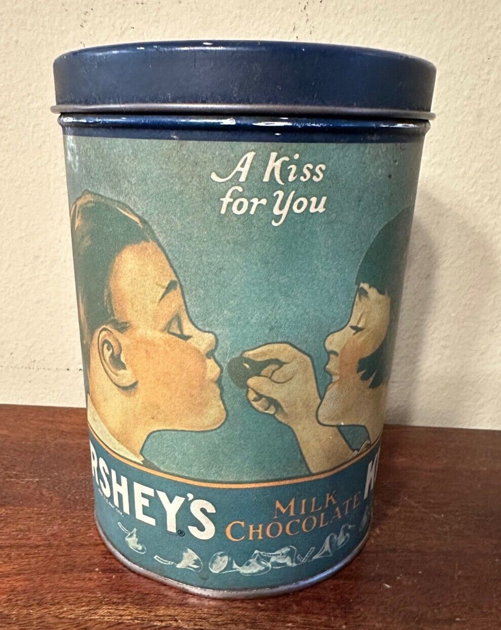 Vintage 1980 Hershey’s Kisses Milk Chocolate Collectable Tin Can A Kiss For You