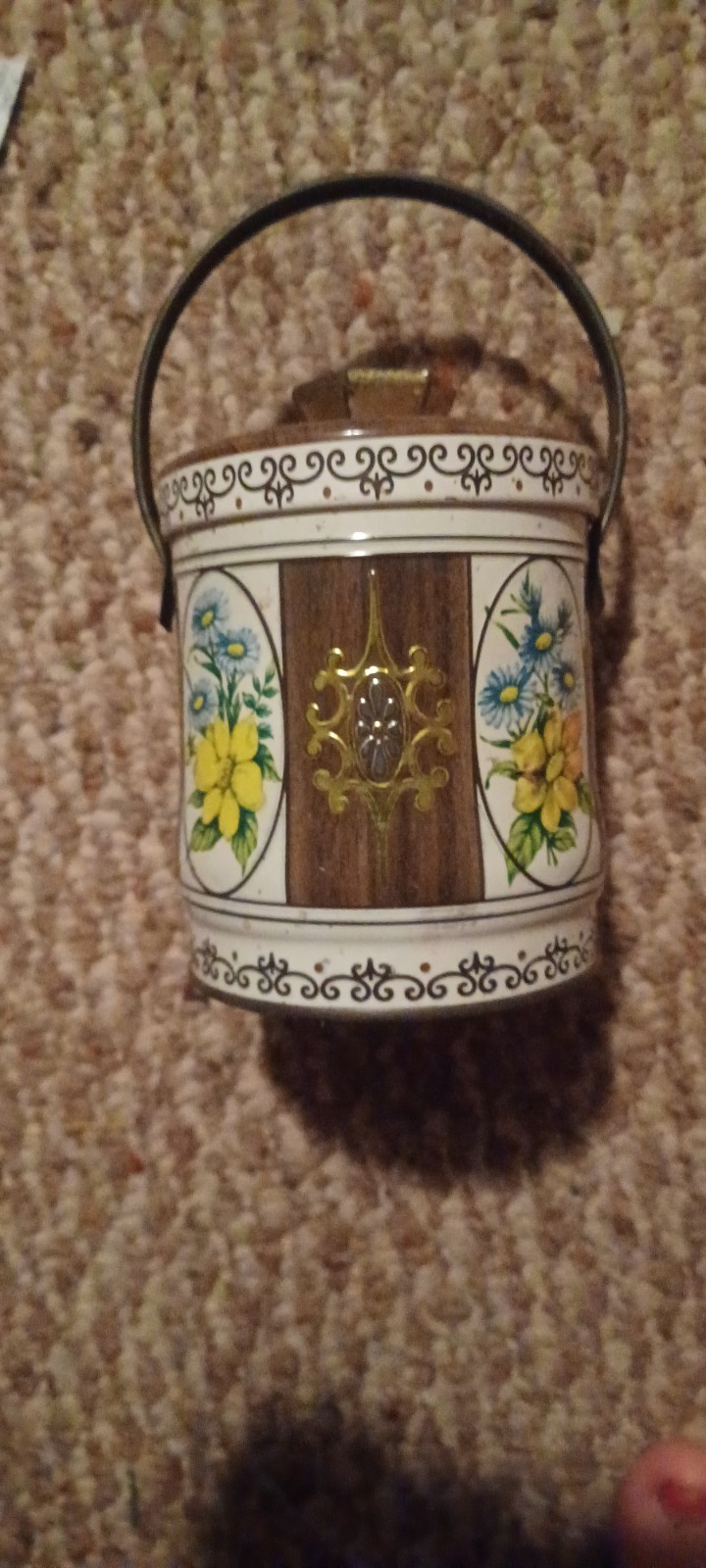 Murray-Allen Regal Crown candy caddy tin