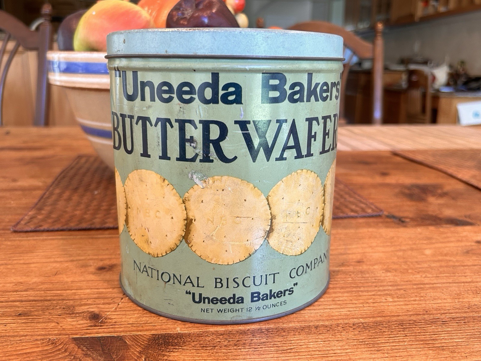 Vintage UNEEDA BAKERS BUTTER WAFERS Tin Can NATIONAL BISCUIT CO NEW YORK USA