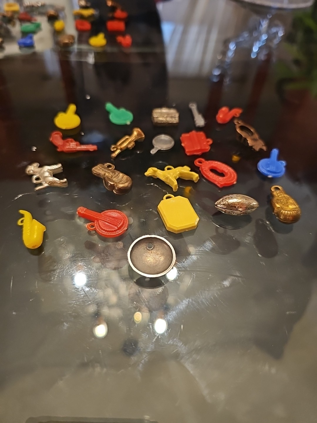 1920-1960 21 Piece Charm SET. Vinatage Vending Machine Prizes. Rare Nostaglia