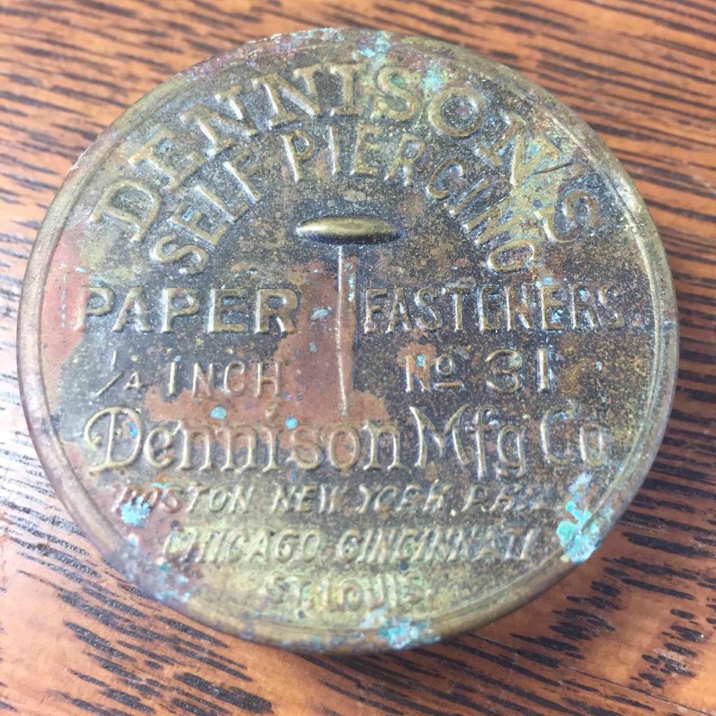Antique Vintage Dennison Self Piercing Paper Fastener 1/4″ No 31 Advertising Tin