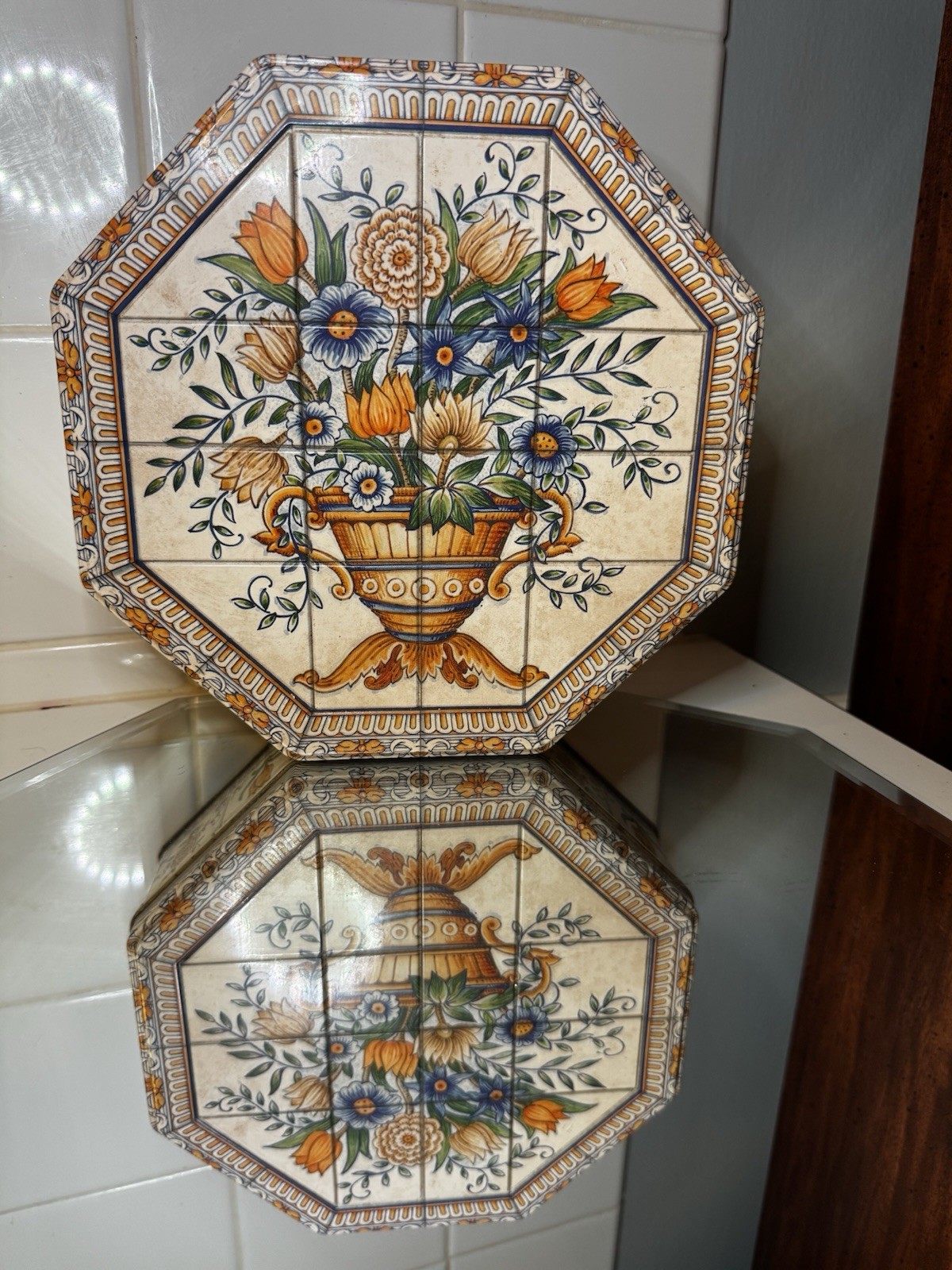 vtg Milky Way Limited Edition Octagon Tin Canister “Flower Vase” 8″ 90s