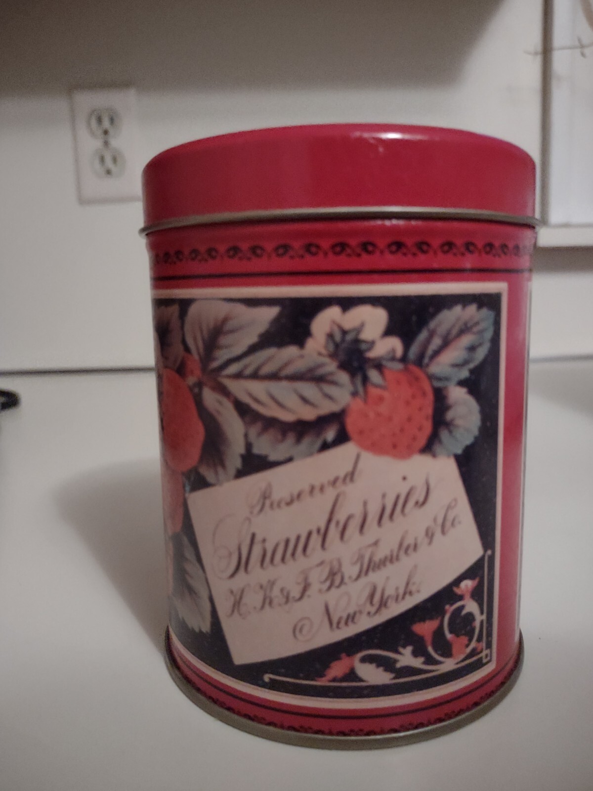 Bristol Ware H.K.&F.B Thurber&Co. New York Round Tin Box Preserved Strawberries
