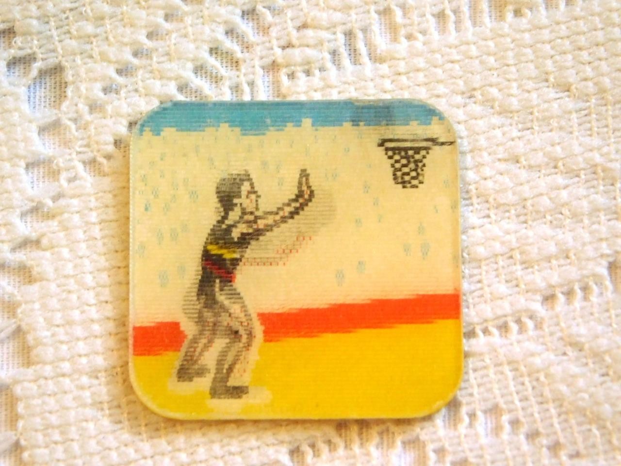 1950 CRACKER JACK TILT CARD Lenticular Basketball Premium Sports Vintage