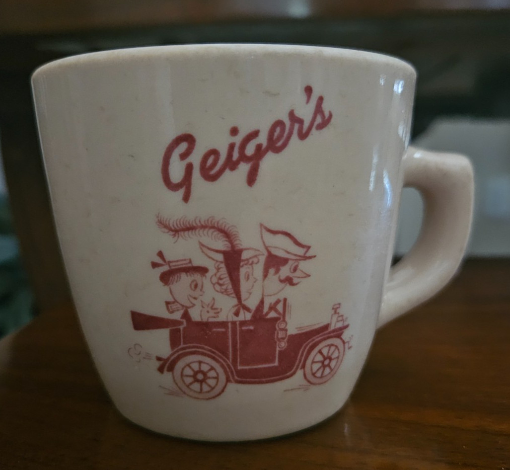 Vintage 1957 Geiger’s Hi-Burger Drive In Restaurant Coffee Mug (Sterling China)