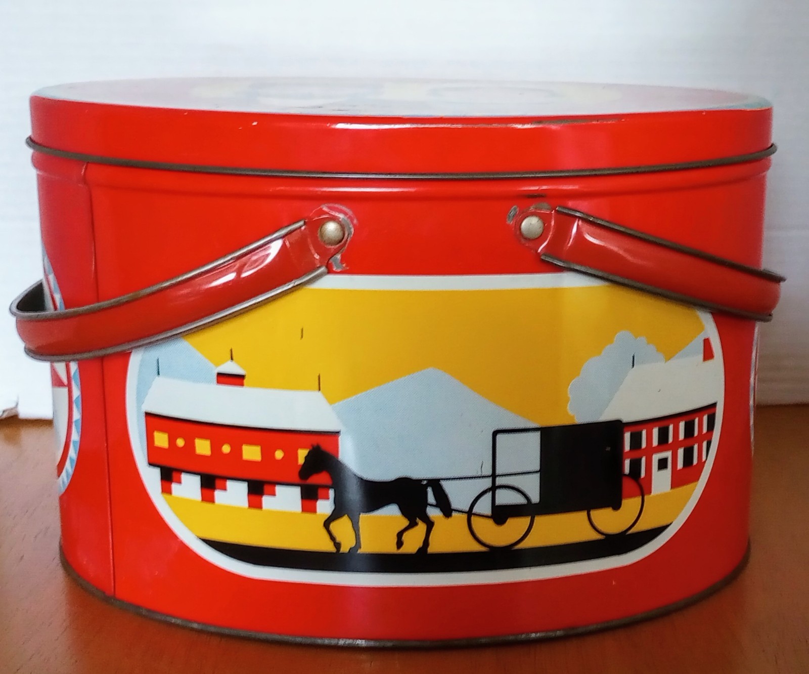Vintage Amish Two Handled Pennsylvania Dutch Oval Lithographed Tin – Empty