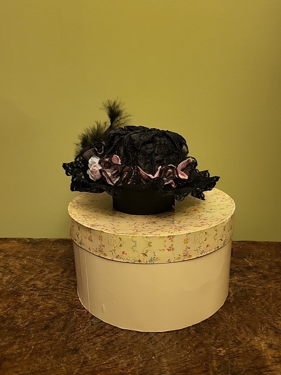 Vintage 1950s CHAMP HATS Miniature Black Top Hat Jewelry Box/ Trinket Box