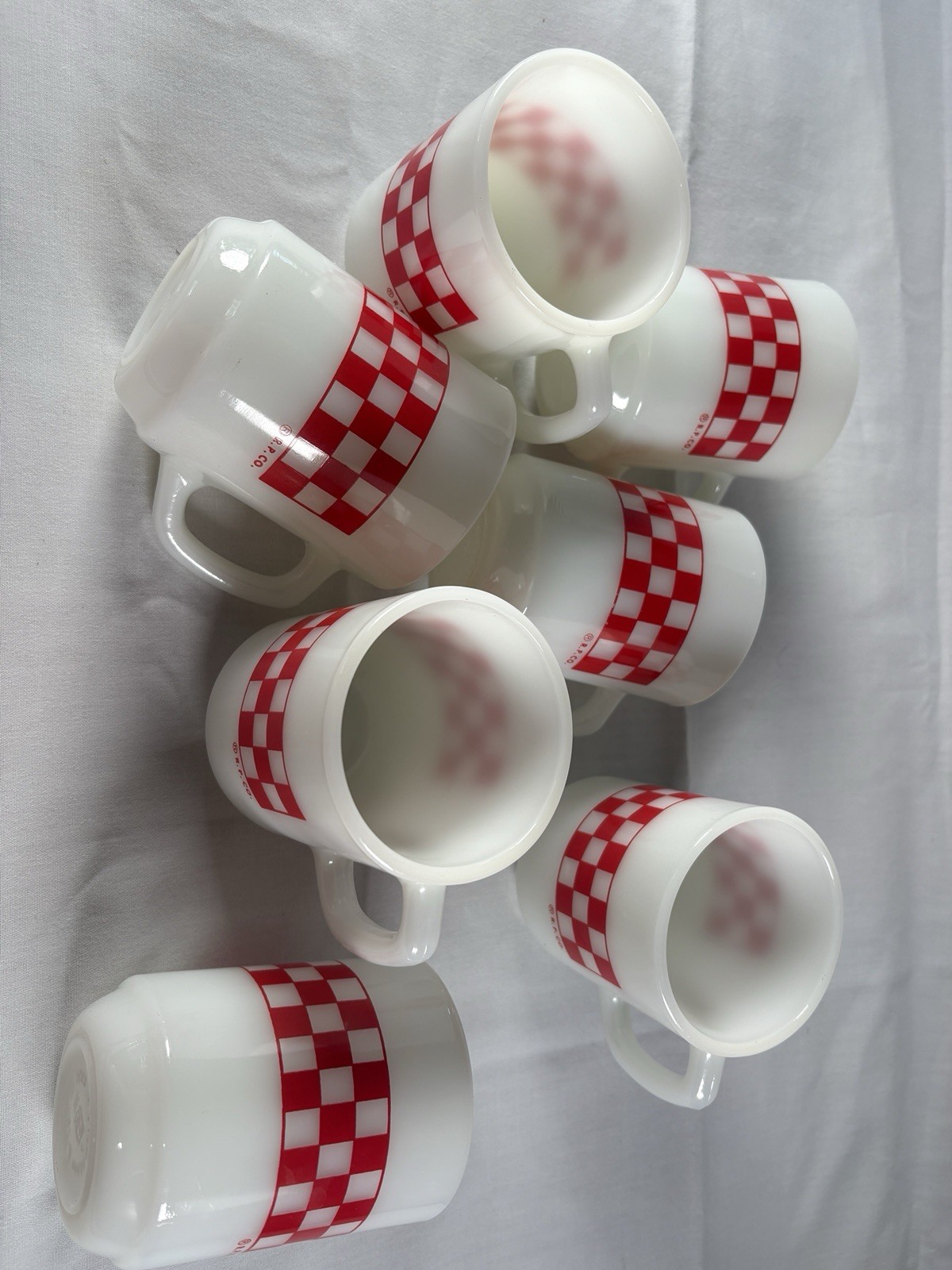Ralston Purina Red Checkered Milk Glass Coffee Mug SET OF 7 10 oz. 1960’s Anchor