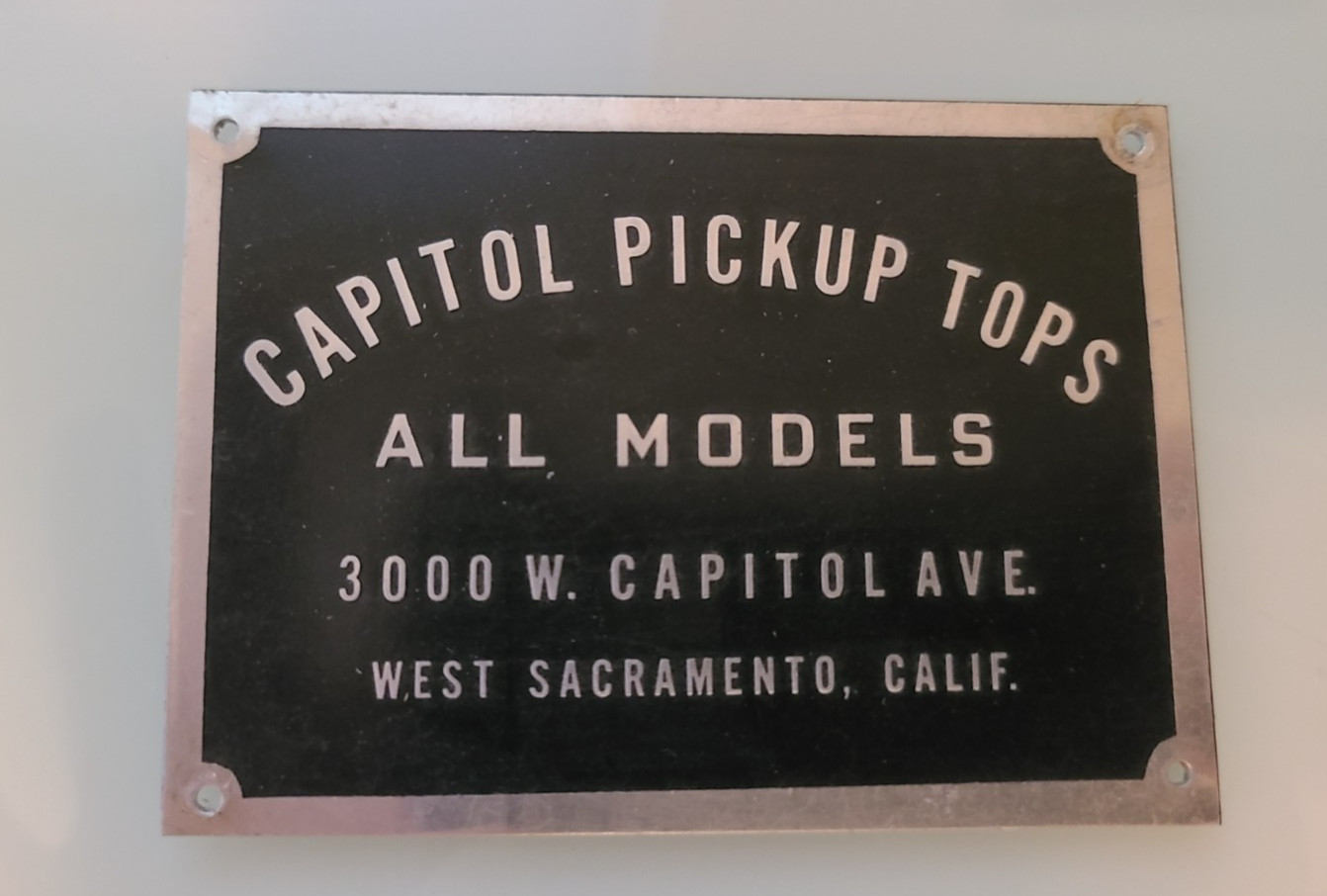 1930 CAPITOL PICKUP TOPS ALL MODELS 3.5″ x 2.5″ ALUMINUM SIGN West SACRAMENTO