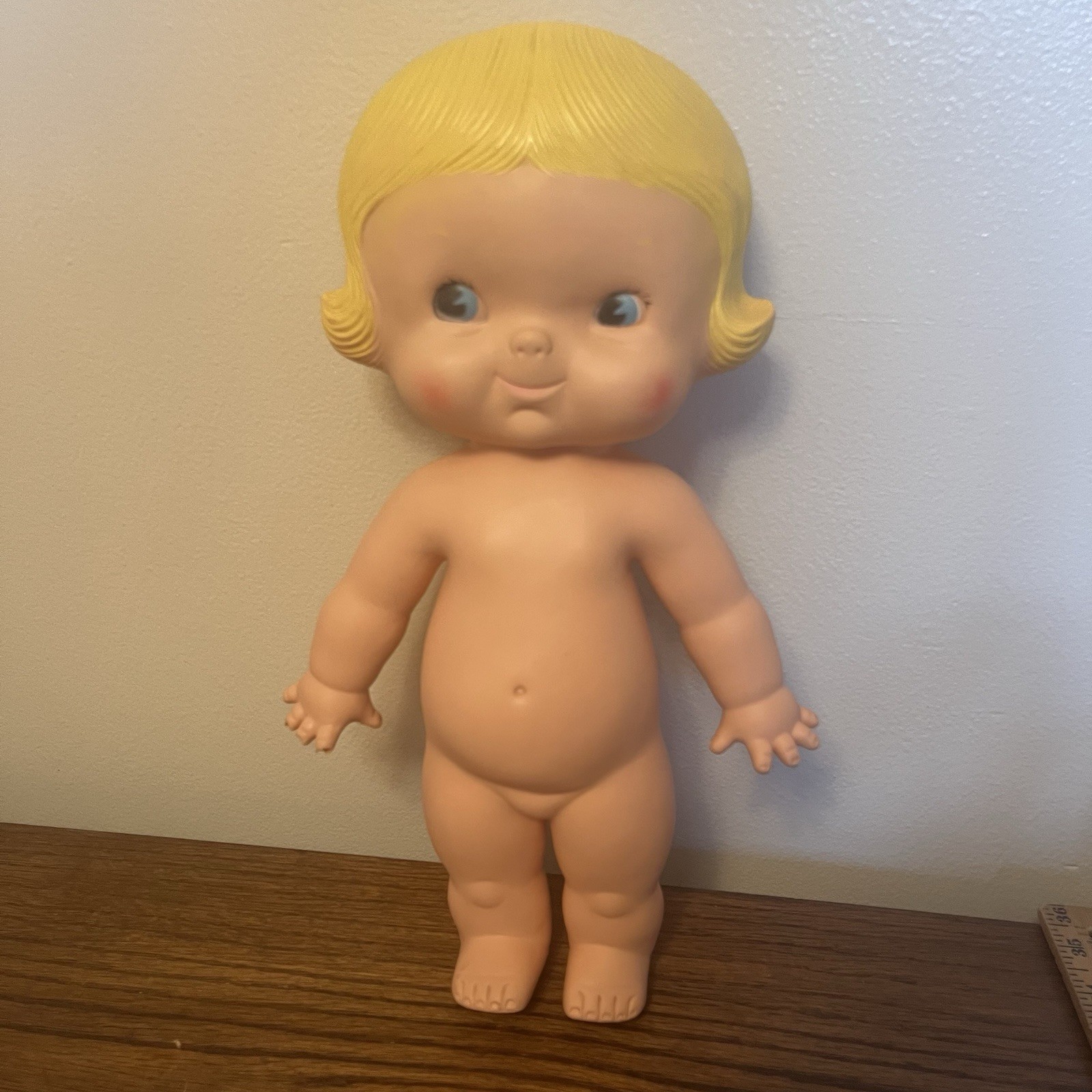 Vtg Uneeda Campbell’s Soup Kid Vinyl Girl Doll #214 Flatsy 1974 13″ Blonde Read