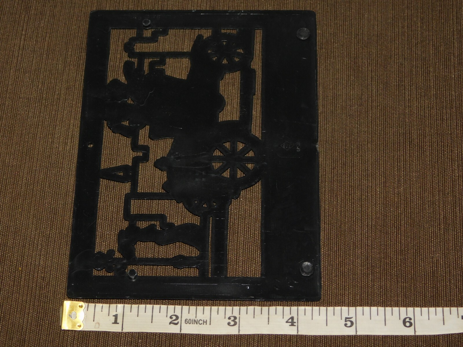 VINTAGE CHEROKEE OIL CO TAHLEQUAH OKLAHOMA 6 X 4 1/2″ PLASTIC WALL AD SIGN