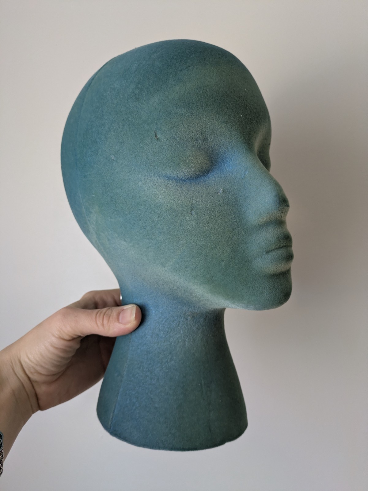 Vtg Light Blue Velvet Flocked Mannequin Head Wig Hat Stand With Hat Pins