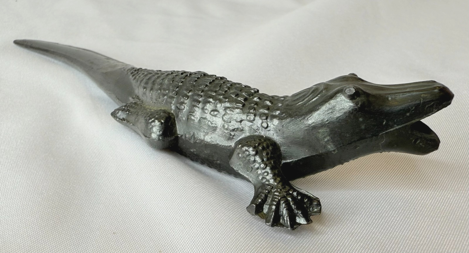 Vintage Antique Bronze Alligator Crane & Breed Casket Co Paperweight Figurine
