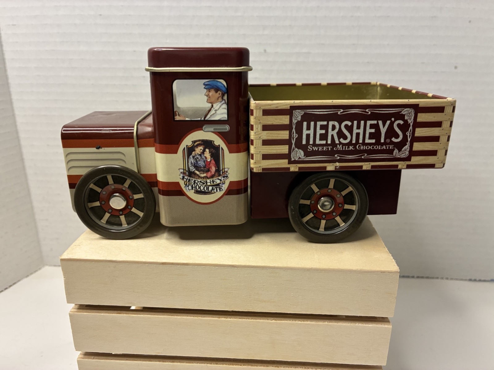 Hershey’s Sweet Milk Chocolate tin – toy truck Collector tin- Advertising