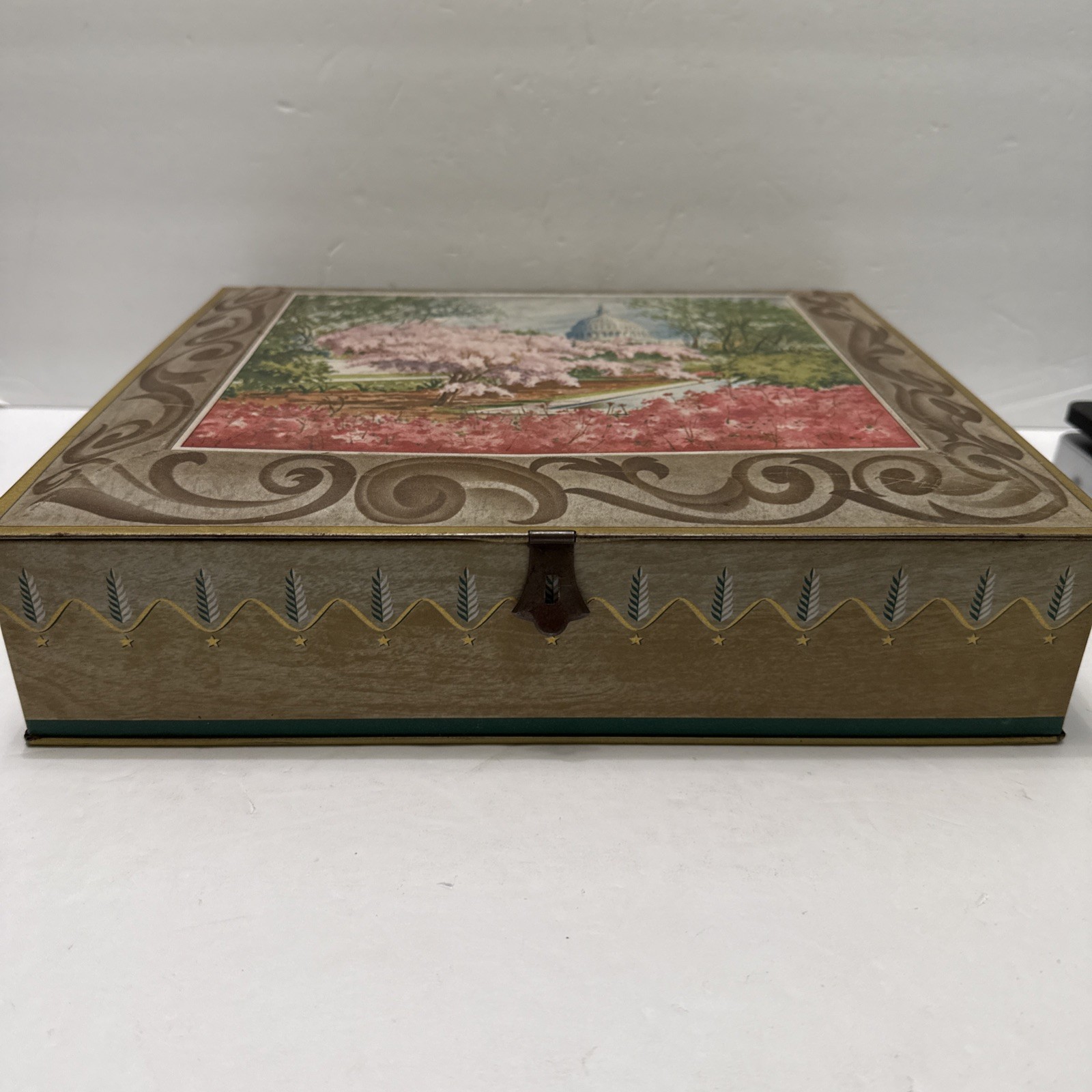 Vintage Sunshine Biscuit Tin Washington DC Cherry Blossoms