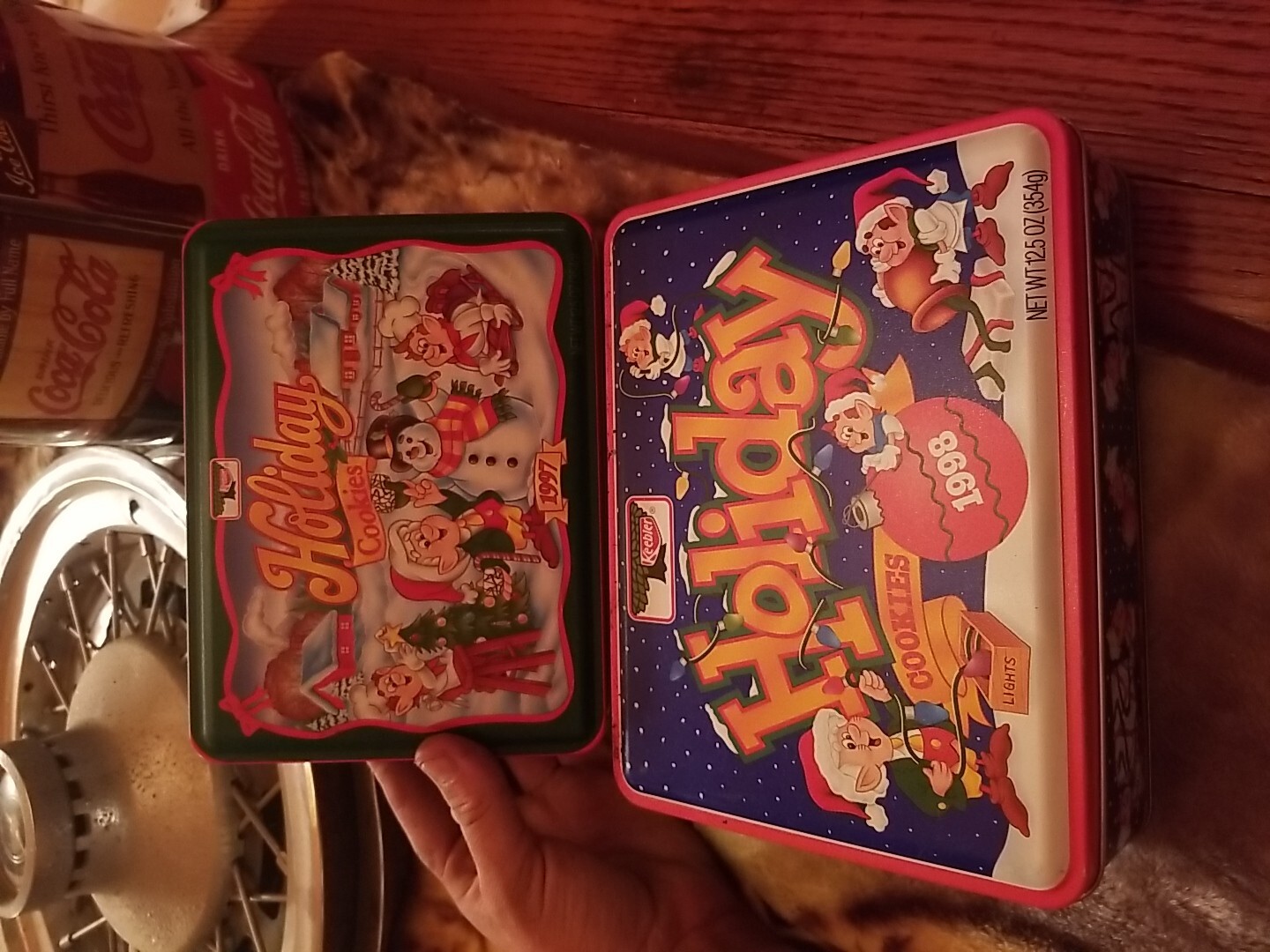 (2) VINTAGE KEEBLER 1997 1998 HOLIDAY COOKIE TINS