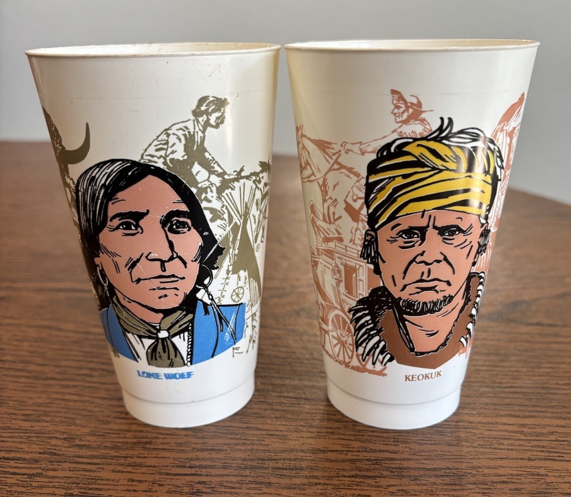 Keokuk Lone Wolf Wild West 7-Eleven 1970s Slurpee Cup 7-11 Lot Of 2 Vintage