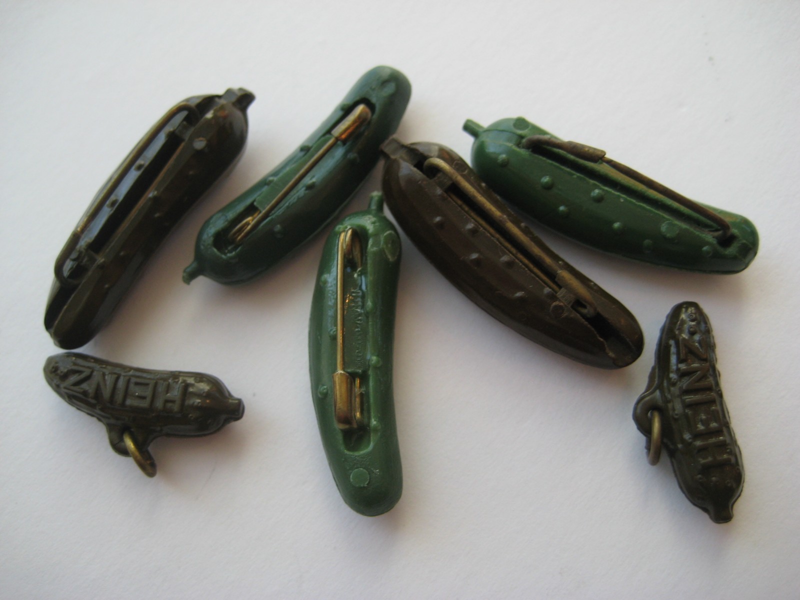 VINTAGE Plastic HEINZ PICKLE Promotional Pins~Charms Giveaways