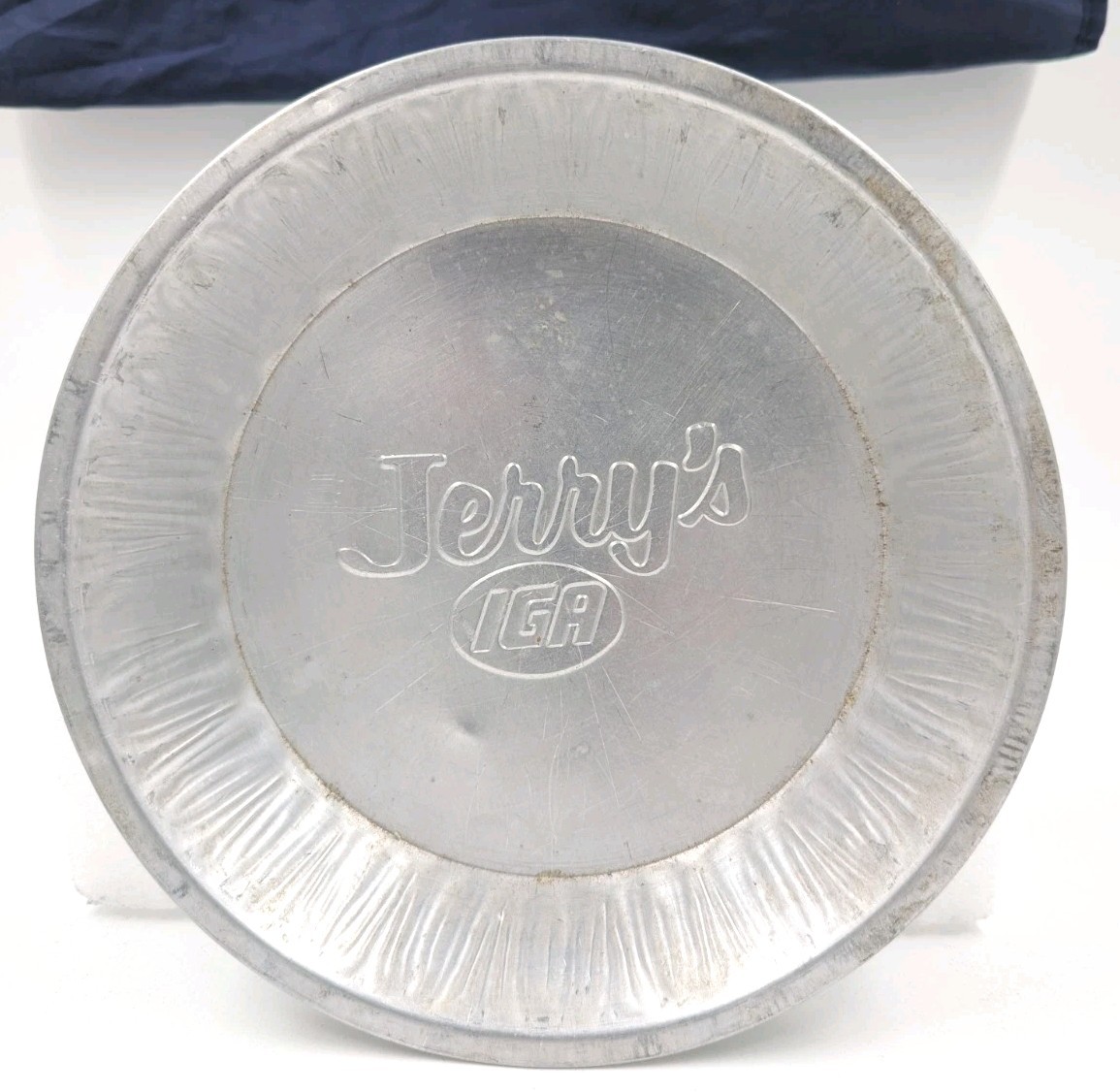 Jerry’s IGA Pie Tin